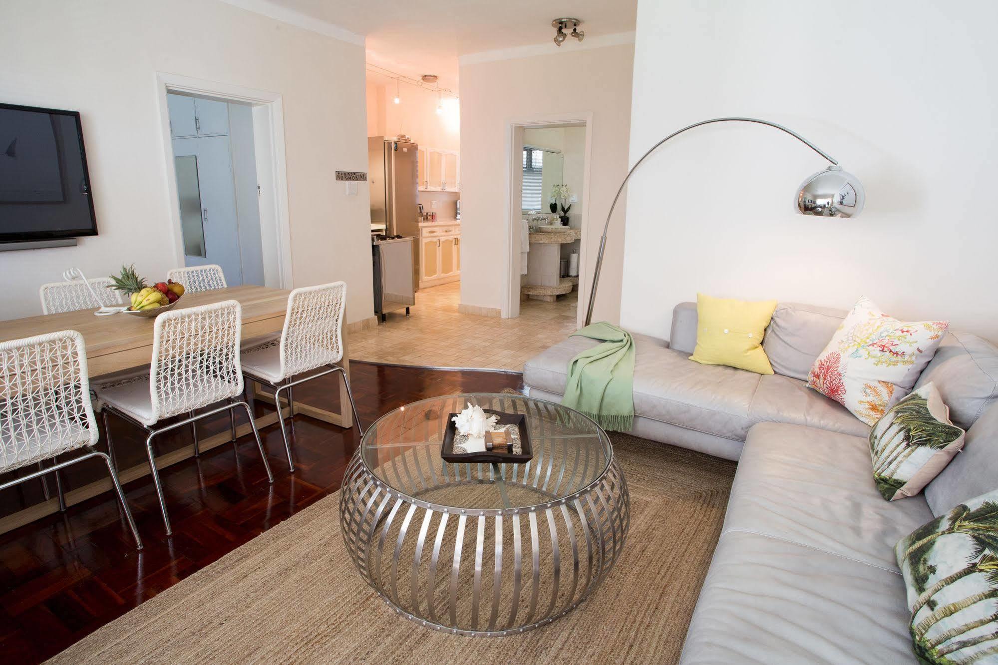 Caprice Camps Bay Apartamento Exterior foto
