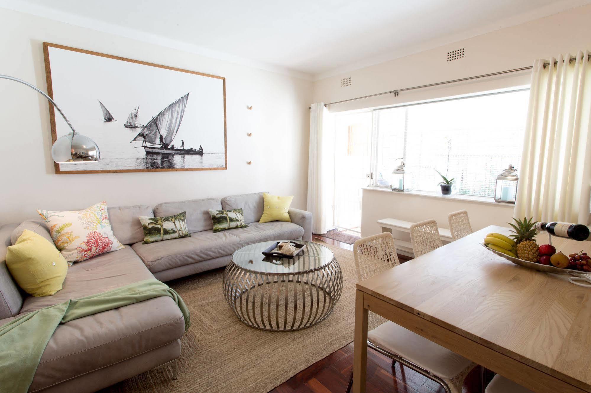 Caprice Camps Bay Apartamento Exterior foto